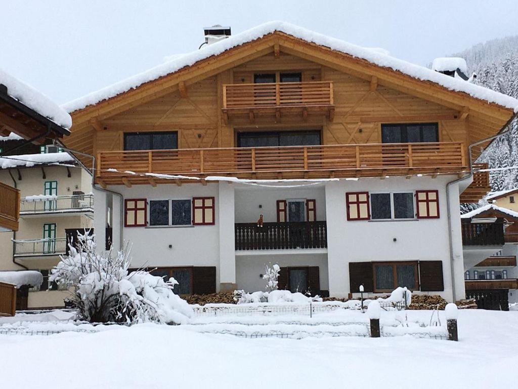 Appartamenti Cesa Soreie By Ama Val Di Fassa Canazei Exterior foto
