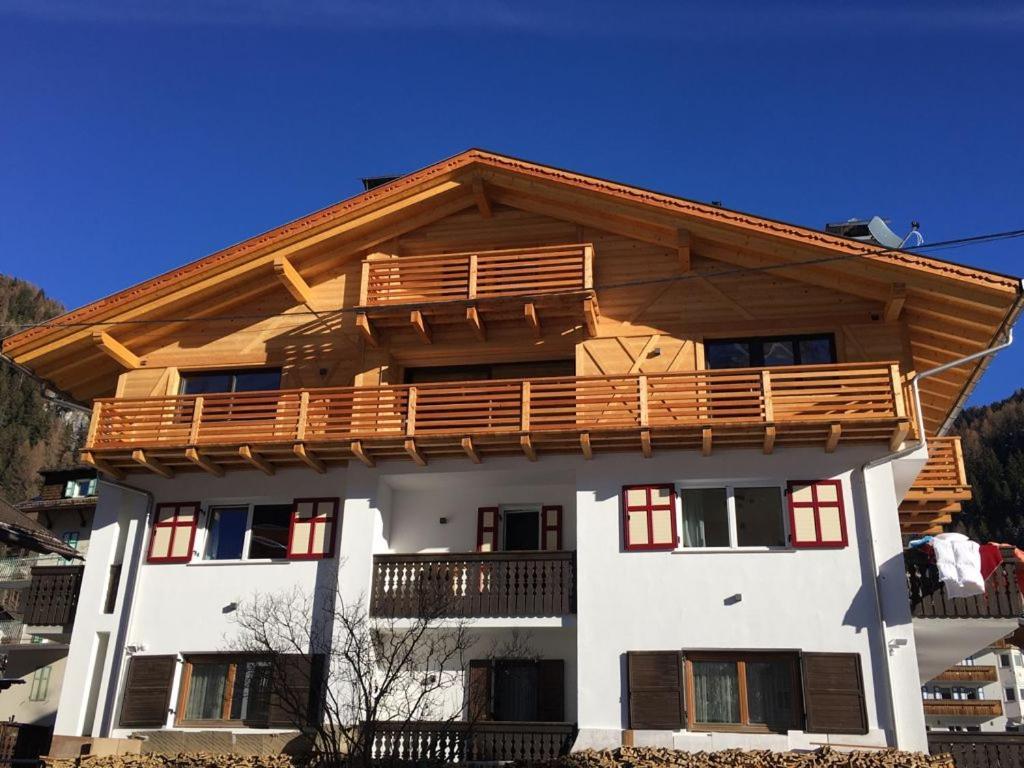 Appartamenti Cesa Soreie By Ama Val Di Fassa Canazei Exterior foto